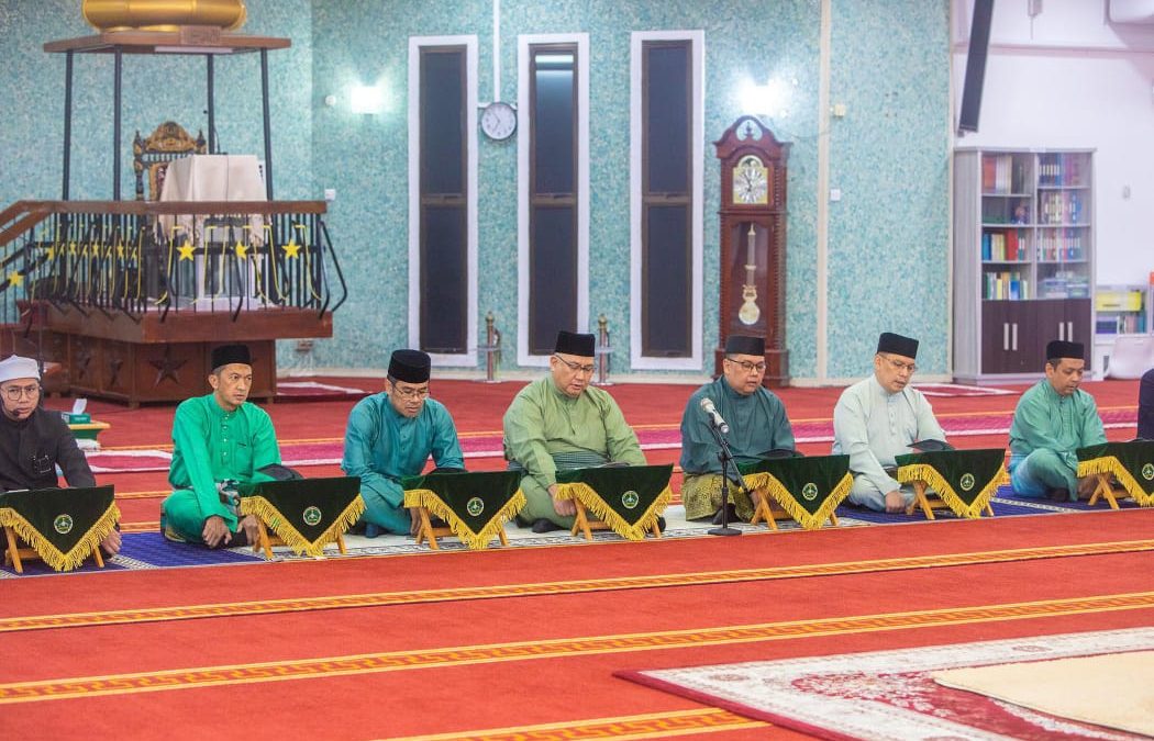 The Prime Minister’s Office and its Department held the Dikir Maulidur Rasul at Masjid Hassanal Bolkiah, Tutong District for the year 1446H/2024M